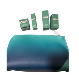 La Mer Cosmetic bag and skincare
